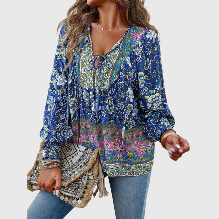 פולו אלגנטי עם דוגמה פרחונית וגזרה רפויה