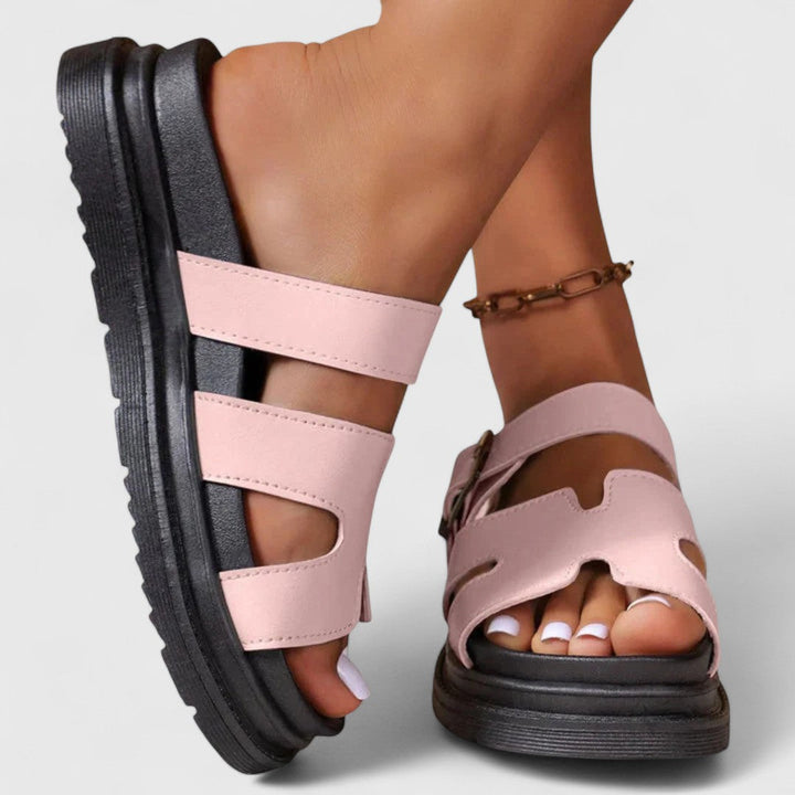 סנדלי קורוני אורטופדיים לנוחות ואלגנטיות