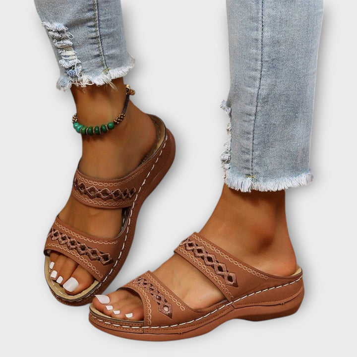 סנדלי ספירה עם נוחות ותמיכה אופטימלית