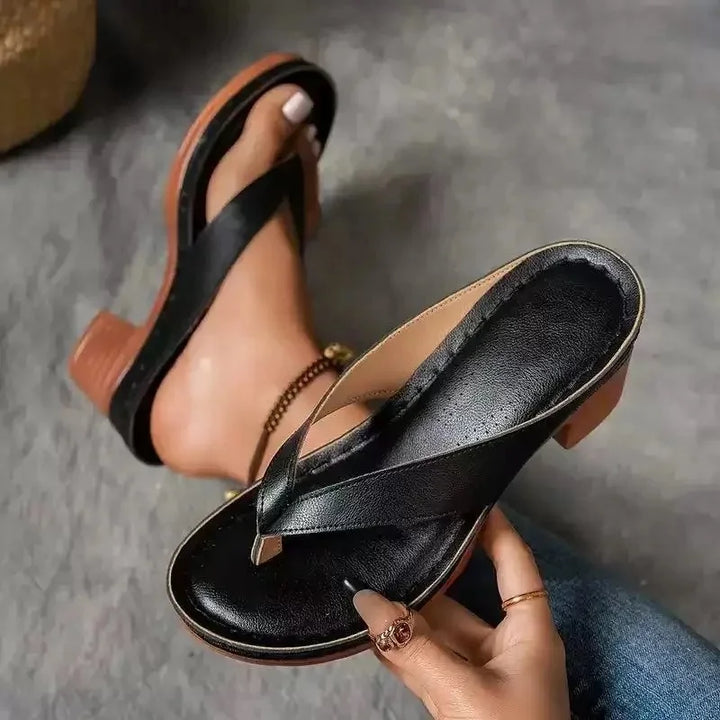 נעליים אורתופדיות לנשים עם עיצוב אלגנטי