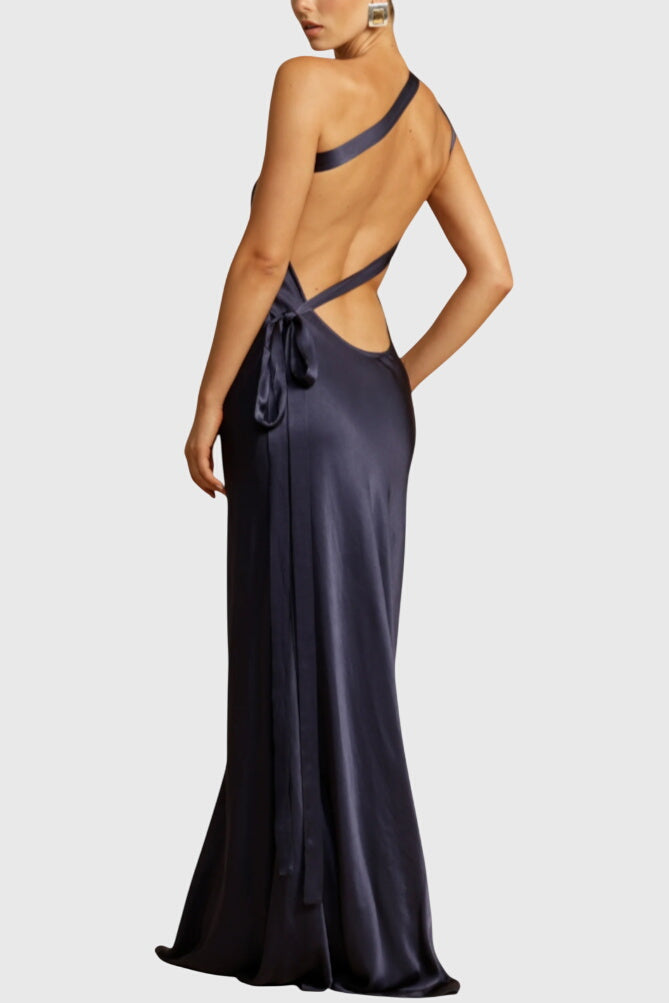 שמלות מקסי עם רצועות אלכסוניות וגב חשוף