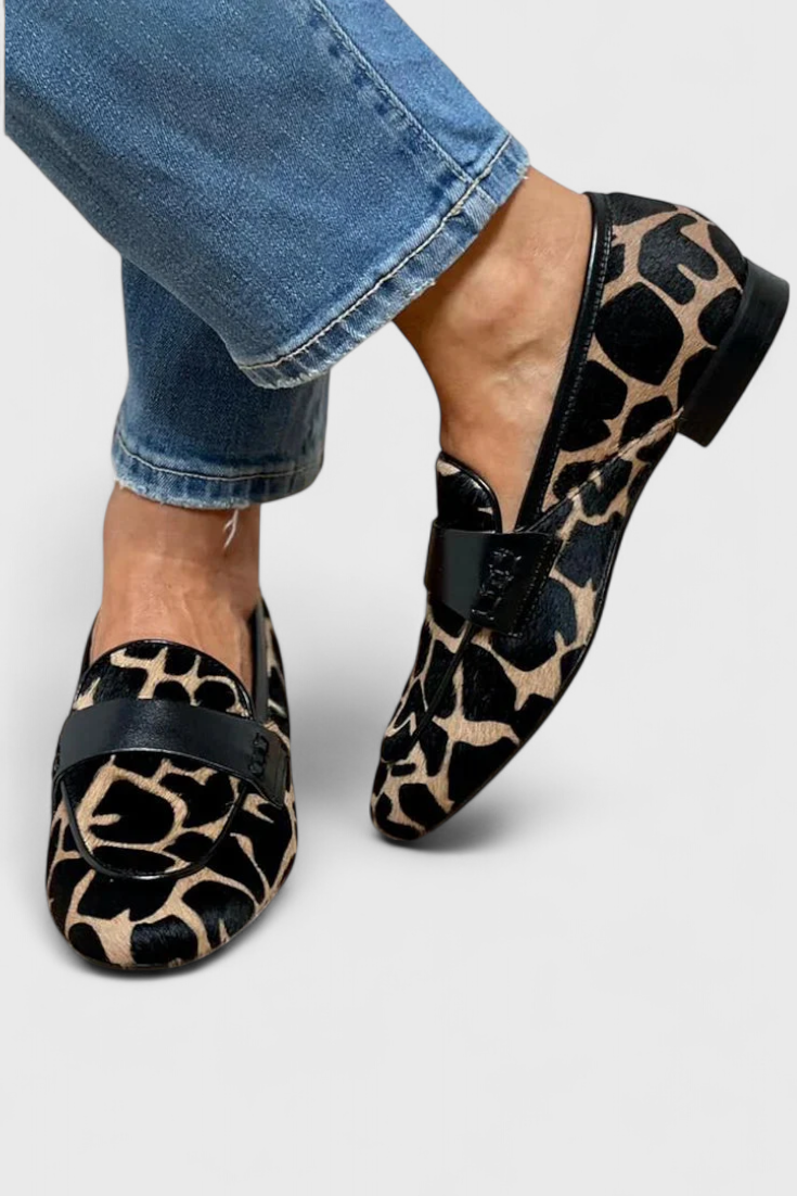 מוקסינים אנלורה בעיצוב אלגנטי עם עקב נמוך