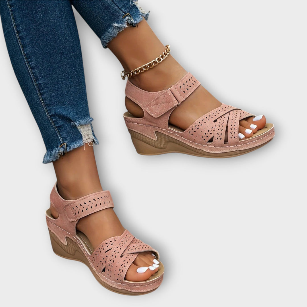 סנדלי בוני עם תמיכה ארגונומית ונוחות מקסימלית