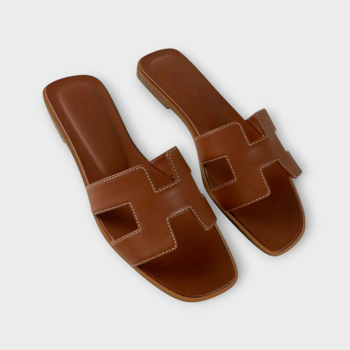 סנדלים מינימליסטיים קלים ונוחים לקיץ