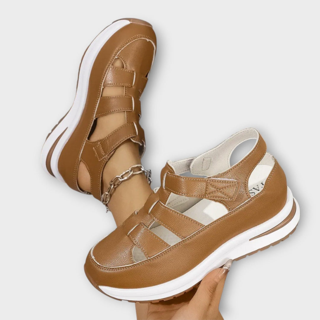 סנדלים ארגונומיים עם תמיכה אופטימלית