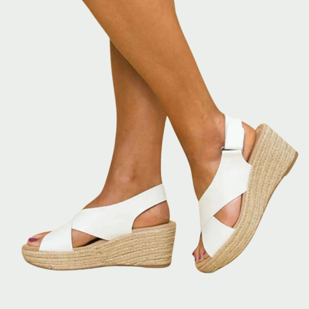 סנדלי ג'ורוואנה לנוחות ואלגנטיות יומיומית