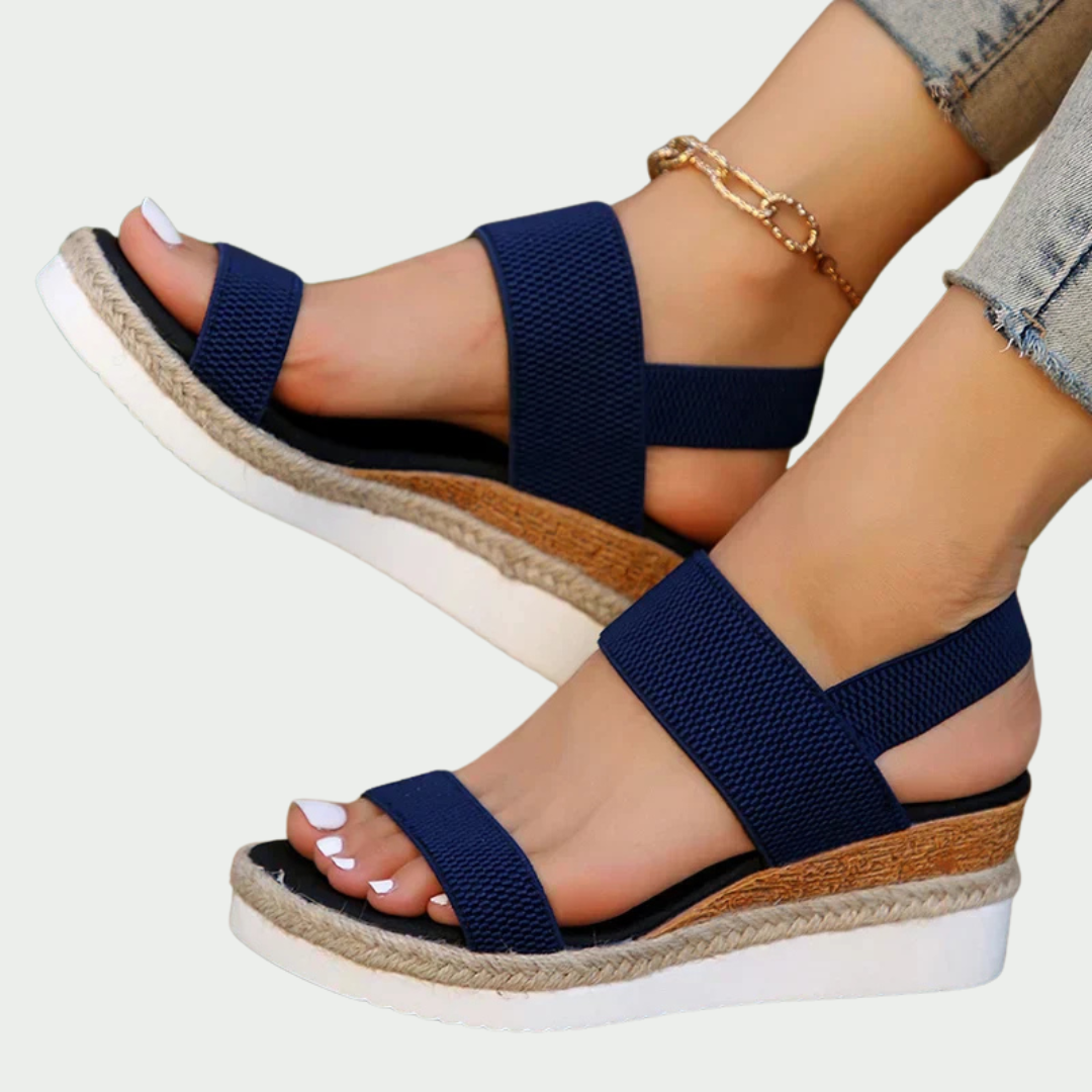 סנדלים אלגנטיים עם רצועות אלסטיות נוחות