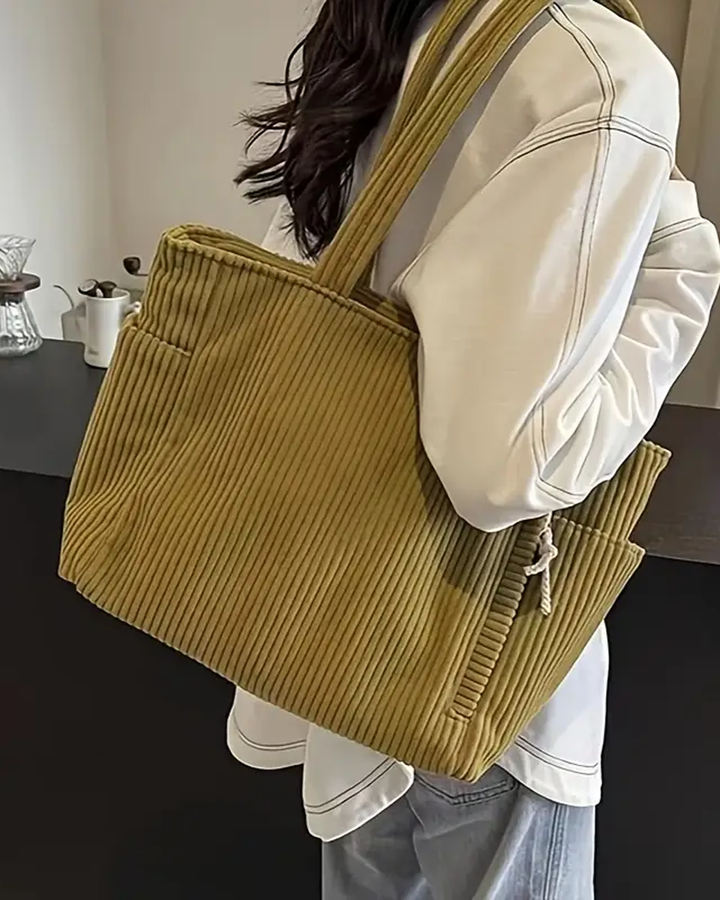 תיק נשיאה אופנתי עם פרטי חוט מרווח