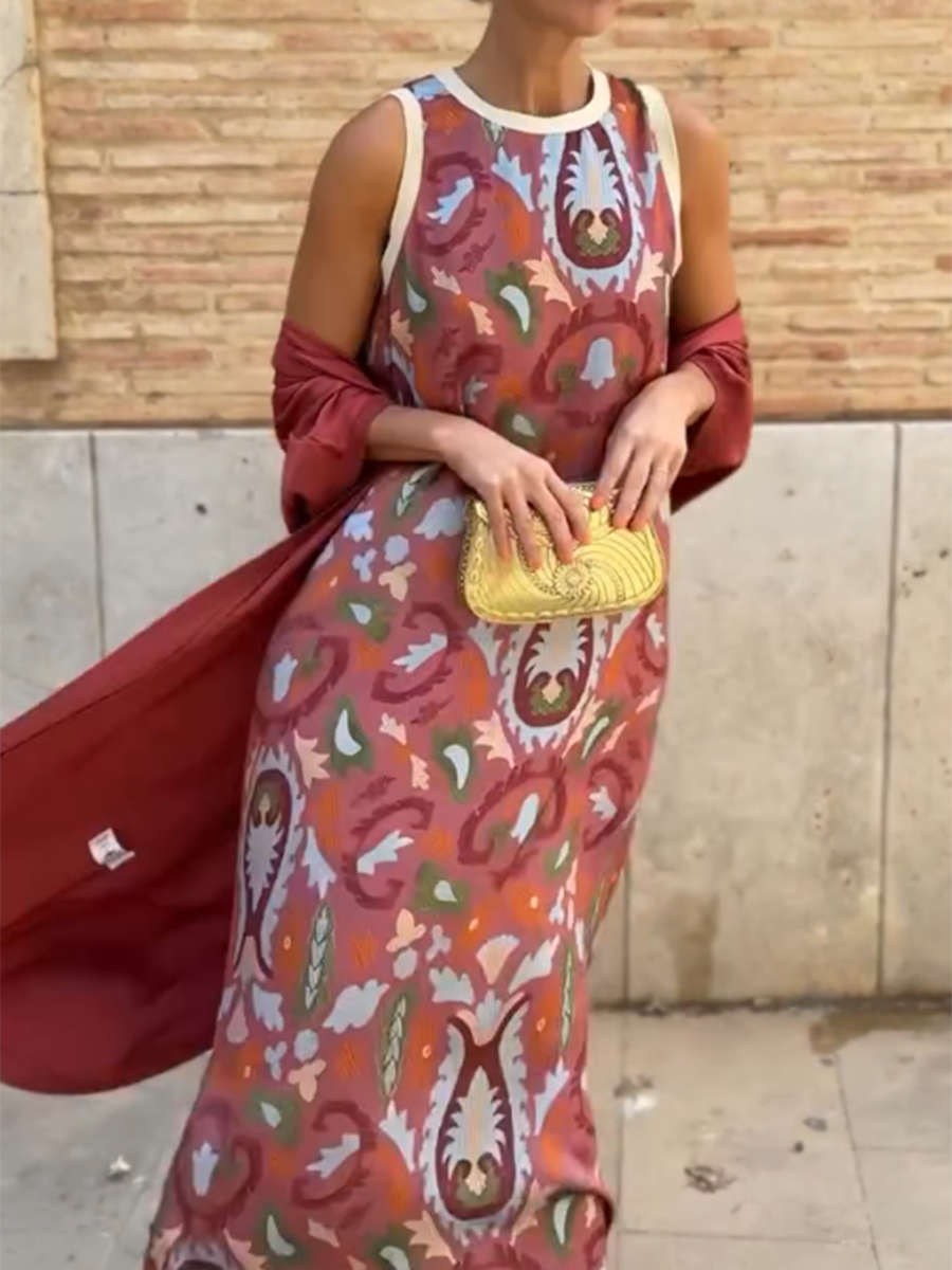 שמלת מקסי בוהו עם הדפס פולקלורי חיוני