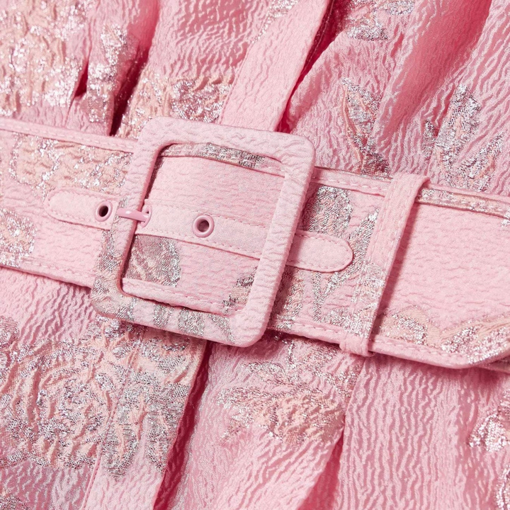 שמלת ביאה עם שרוולים מנופחים ועיצוב פרחוני