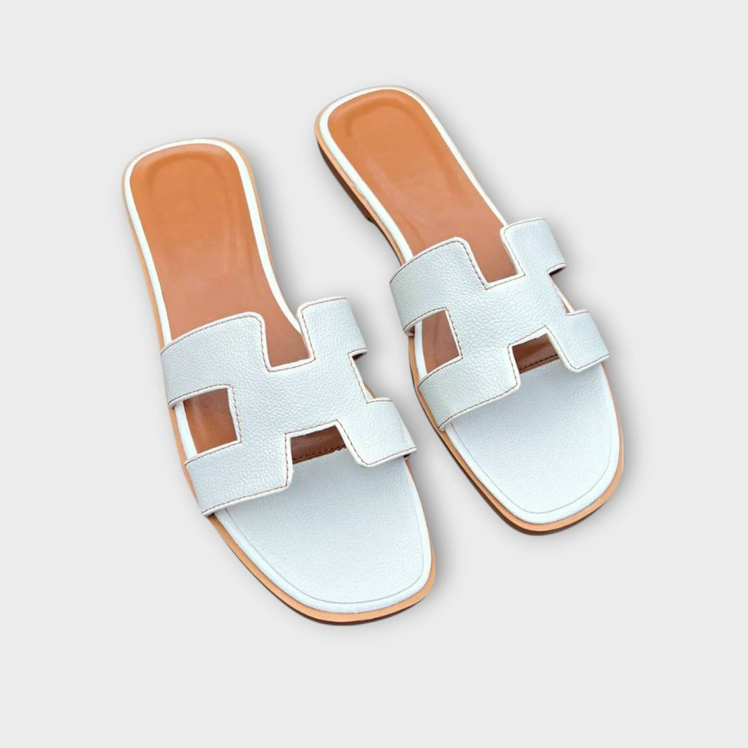 סנדלים מינימליסטיים קלים ונוחים לקיץ