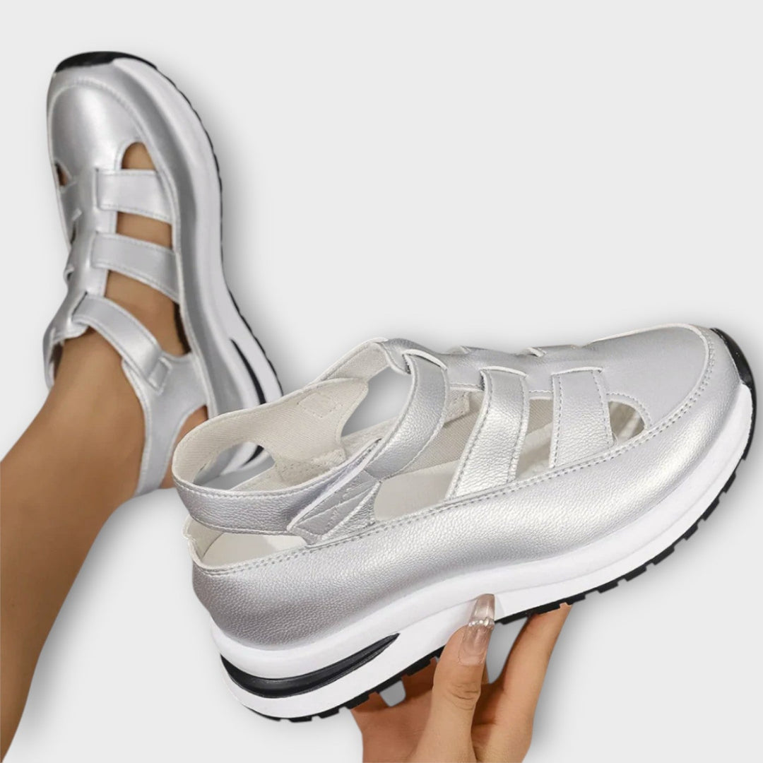 סנדלים ארגונומיים עם תמיכה אופטימלית