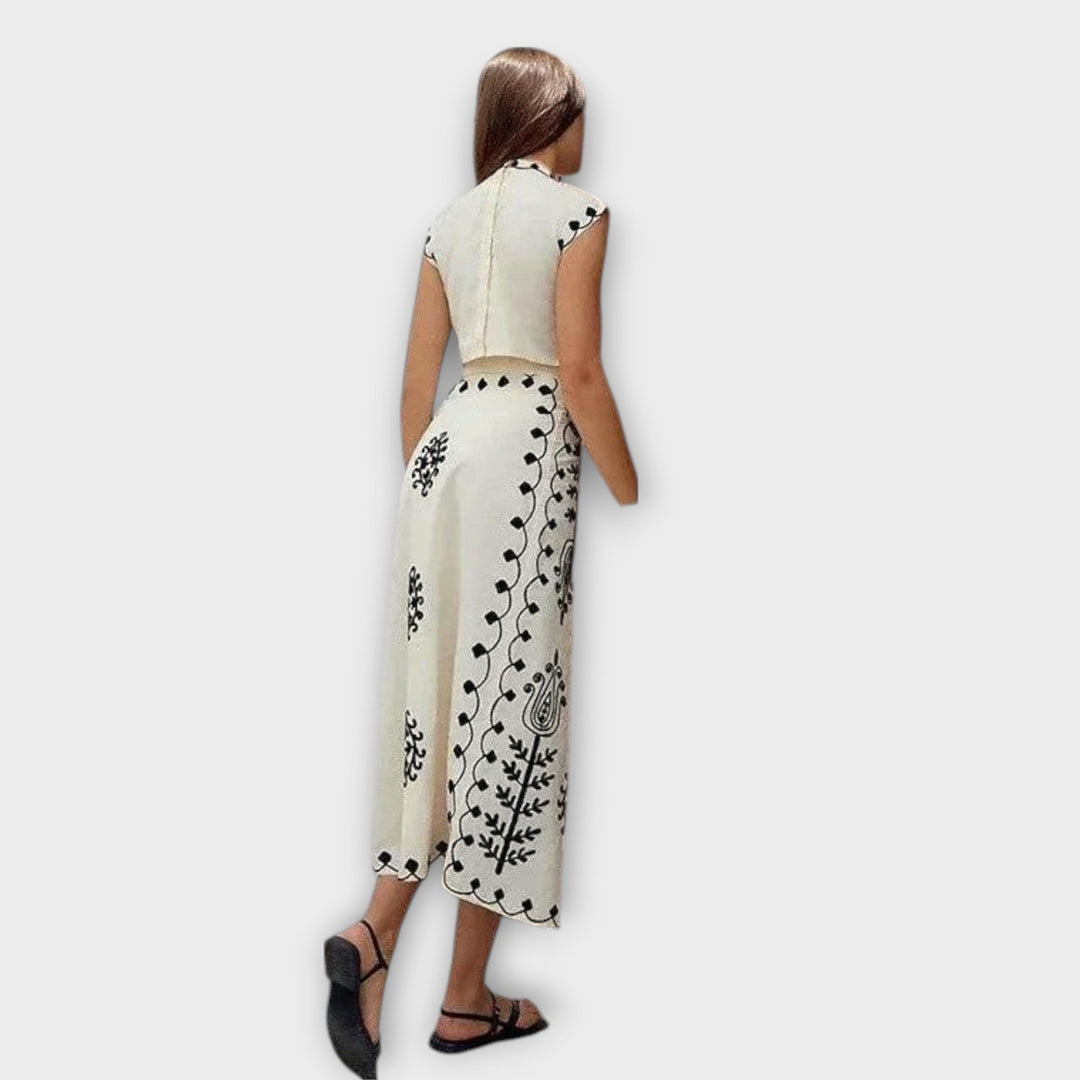 קמילה - טופ וחצאית משלימים