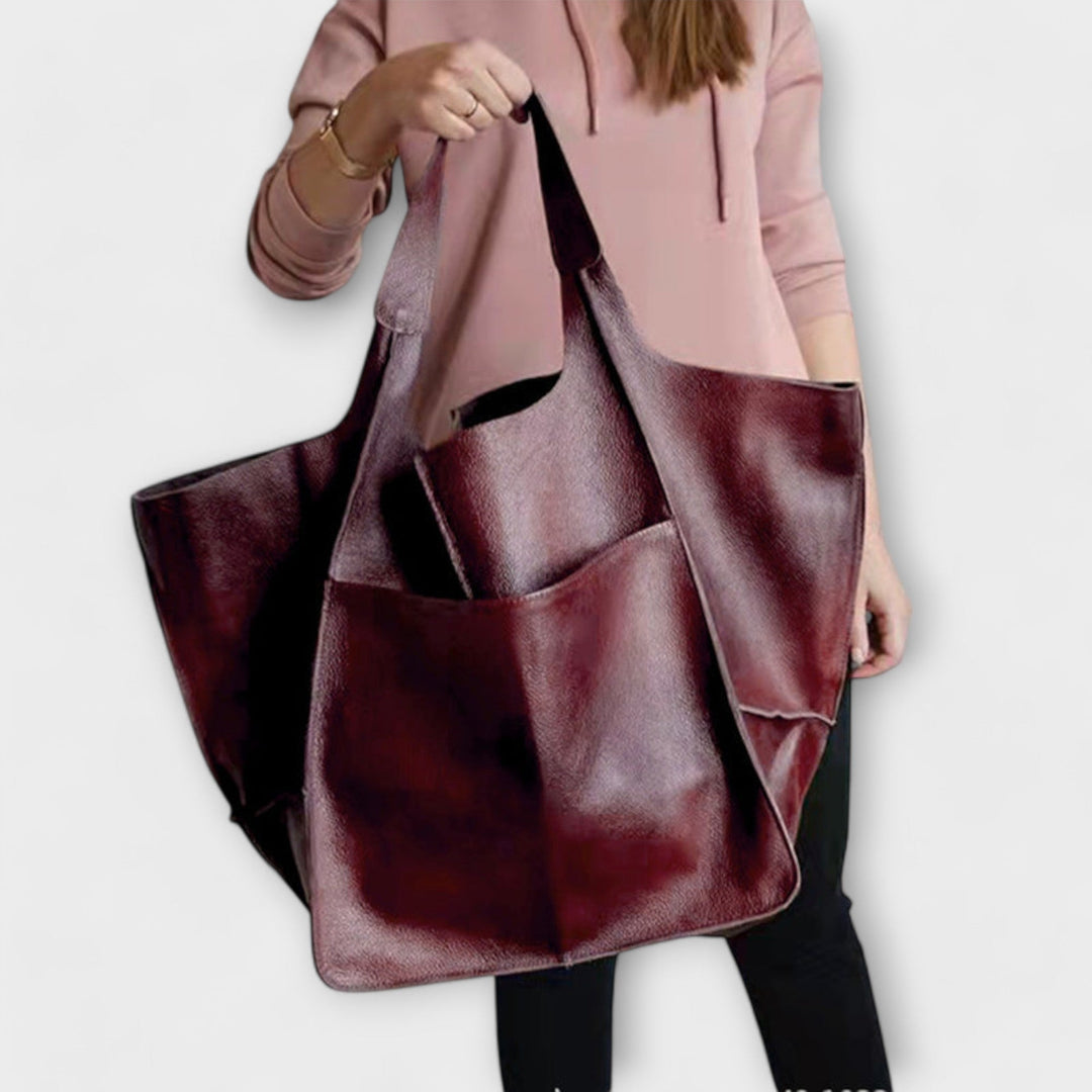 Spacious Weekend Tote Bag